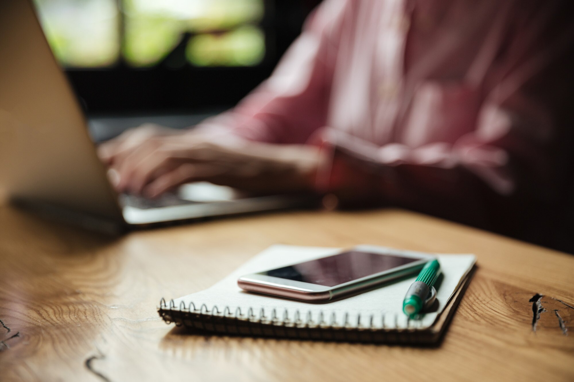 How to write product descriptions that solve customer pain points